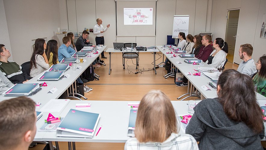 Azubi-Startseminar bei medi Azubi-Startseminar bei medi