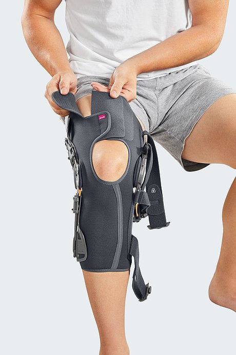 medi Soft OA knee brace | medi