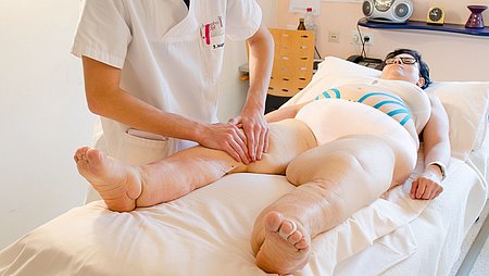 LymphdrainageLymphdrainage
Lymphdrainage