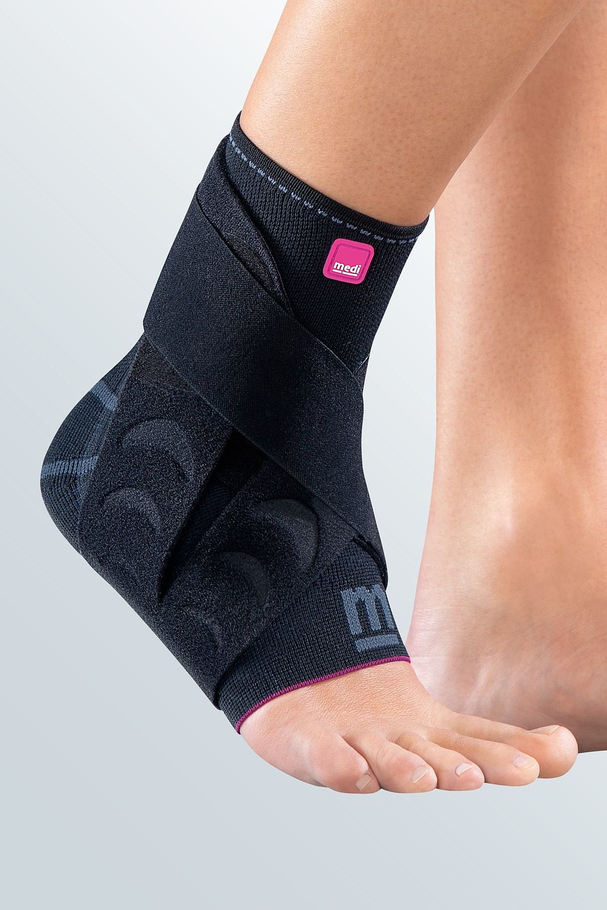 Levamed® active Sprunggelenkbandage von medi