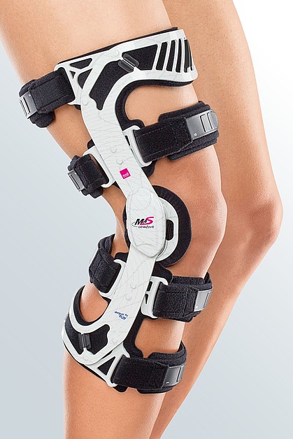 M.4s® comfort 4-point-knee brace with extension limit | medi